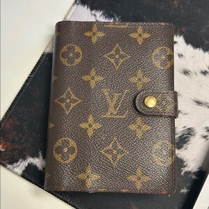 Louis Vuitton Monogram PM agenda CA0938